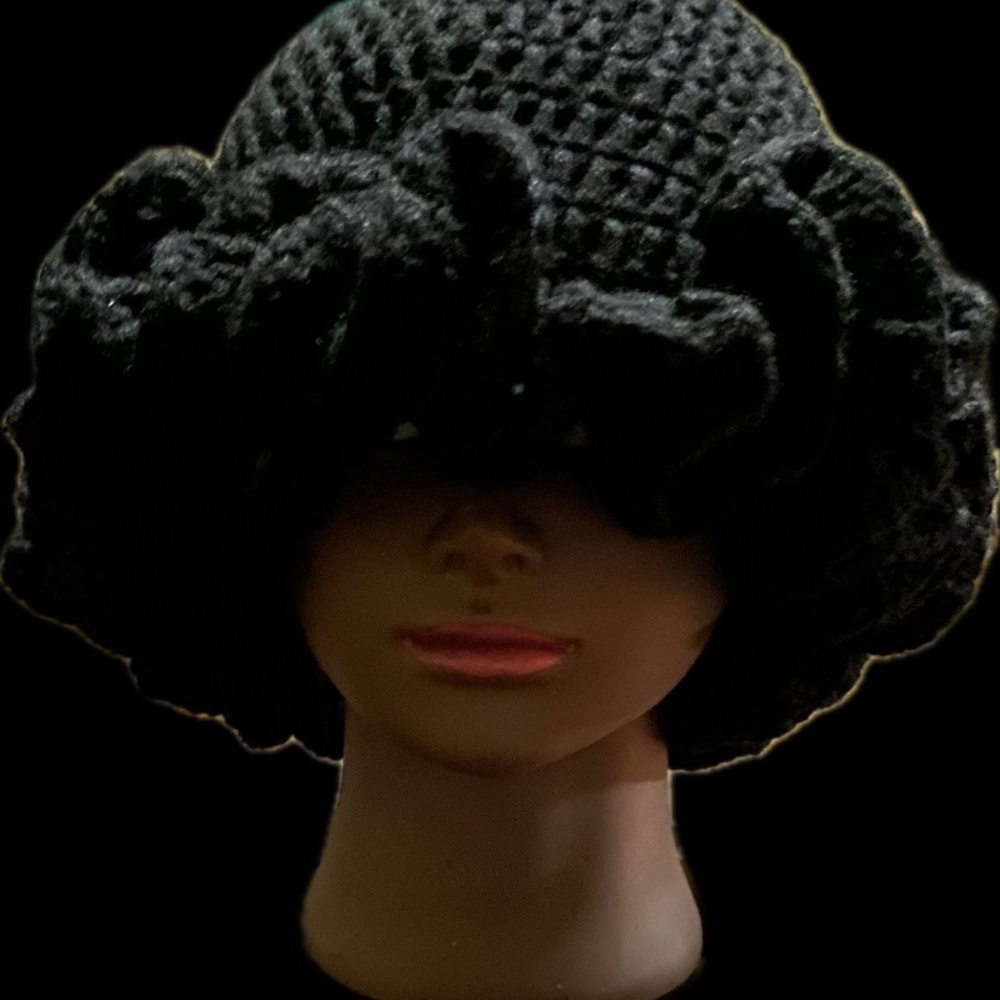 Elegant Black Knit Hat